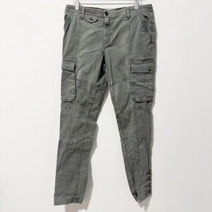 The Field Outfitters Cargo Pants Womens Size 10‎ Green Gray Stretch Studded